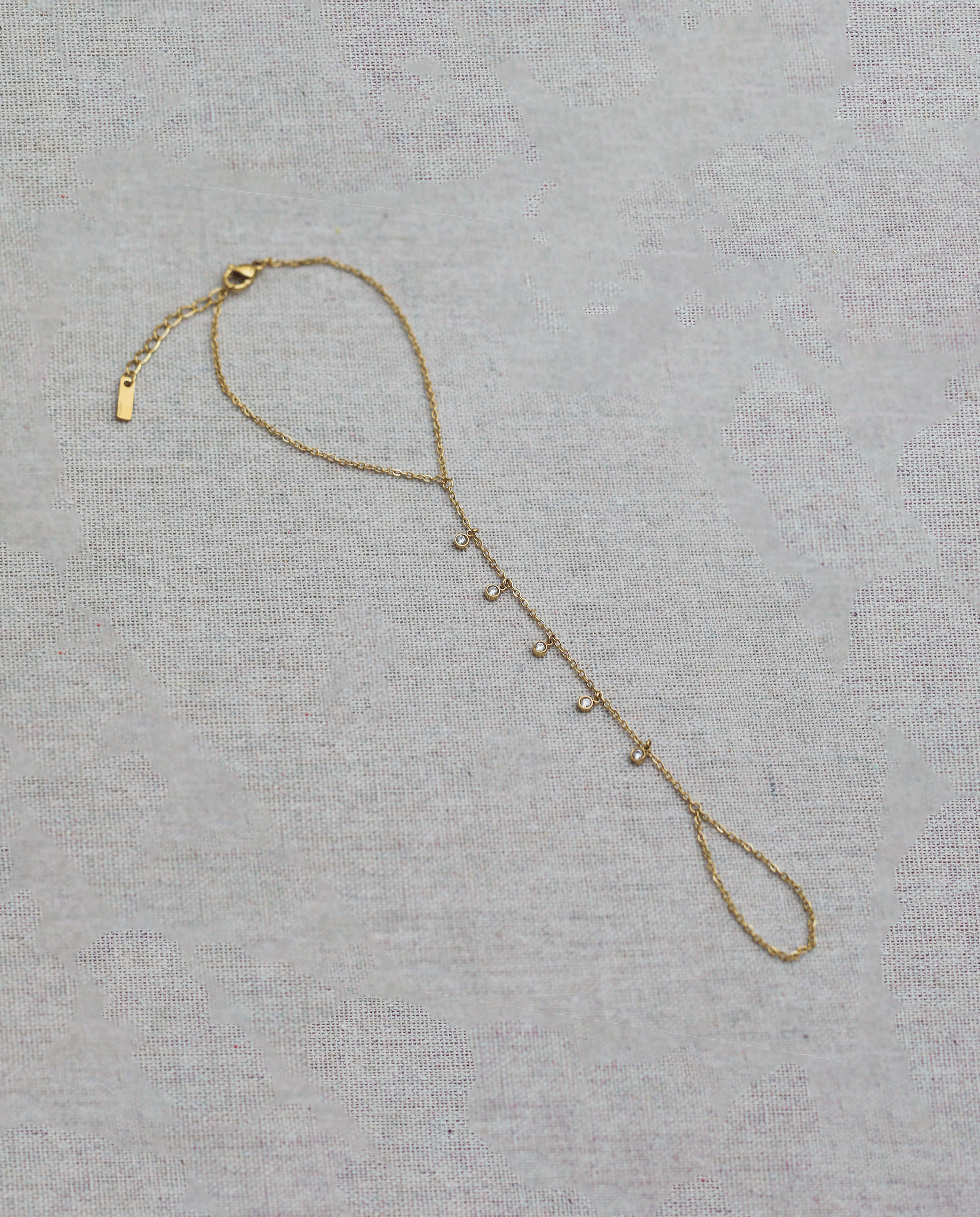 CHAINE_MAIN_LIMI_0001_7F0A4773-copie-2.png