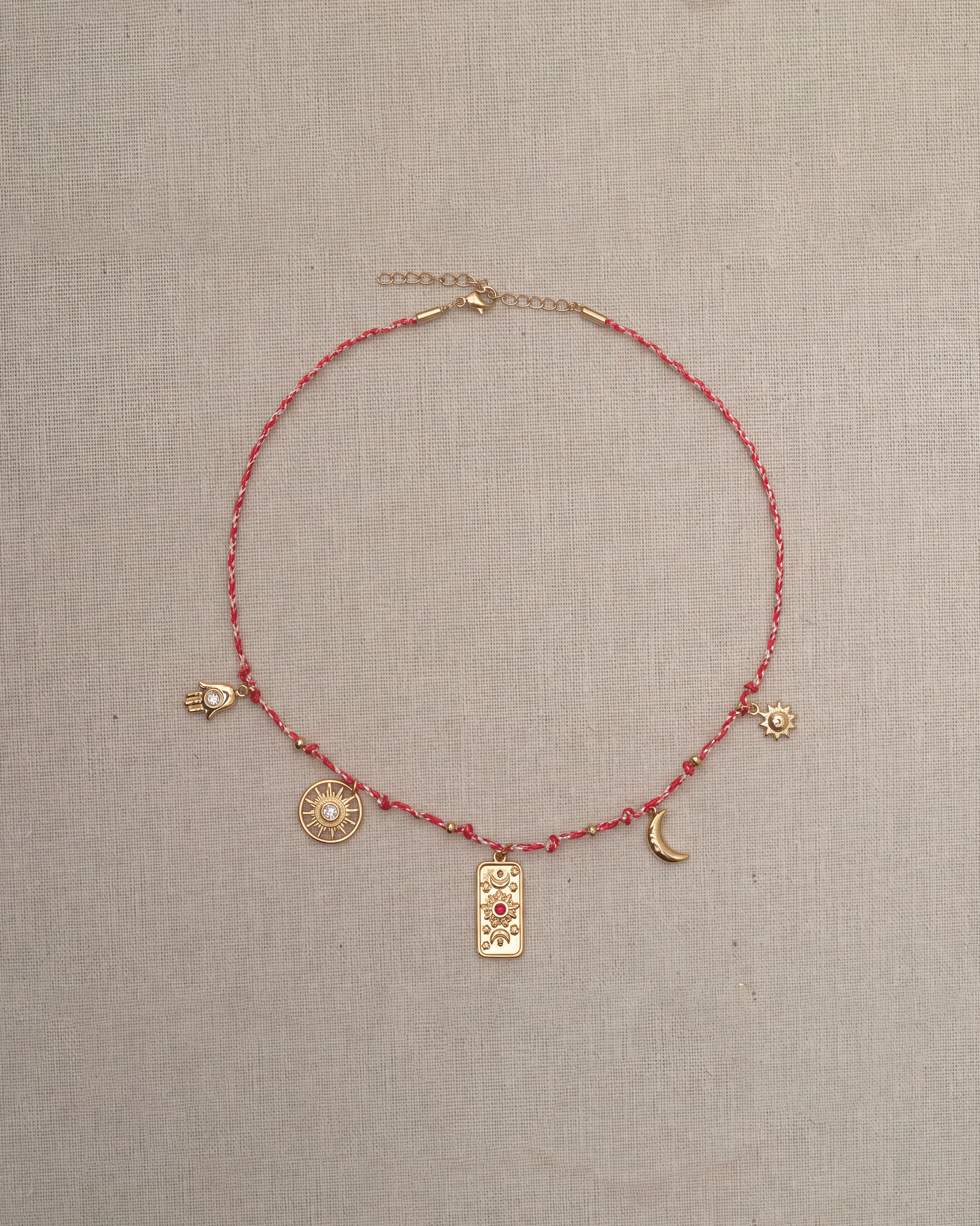 Collier Fama