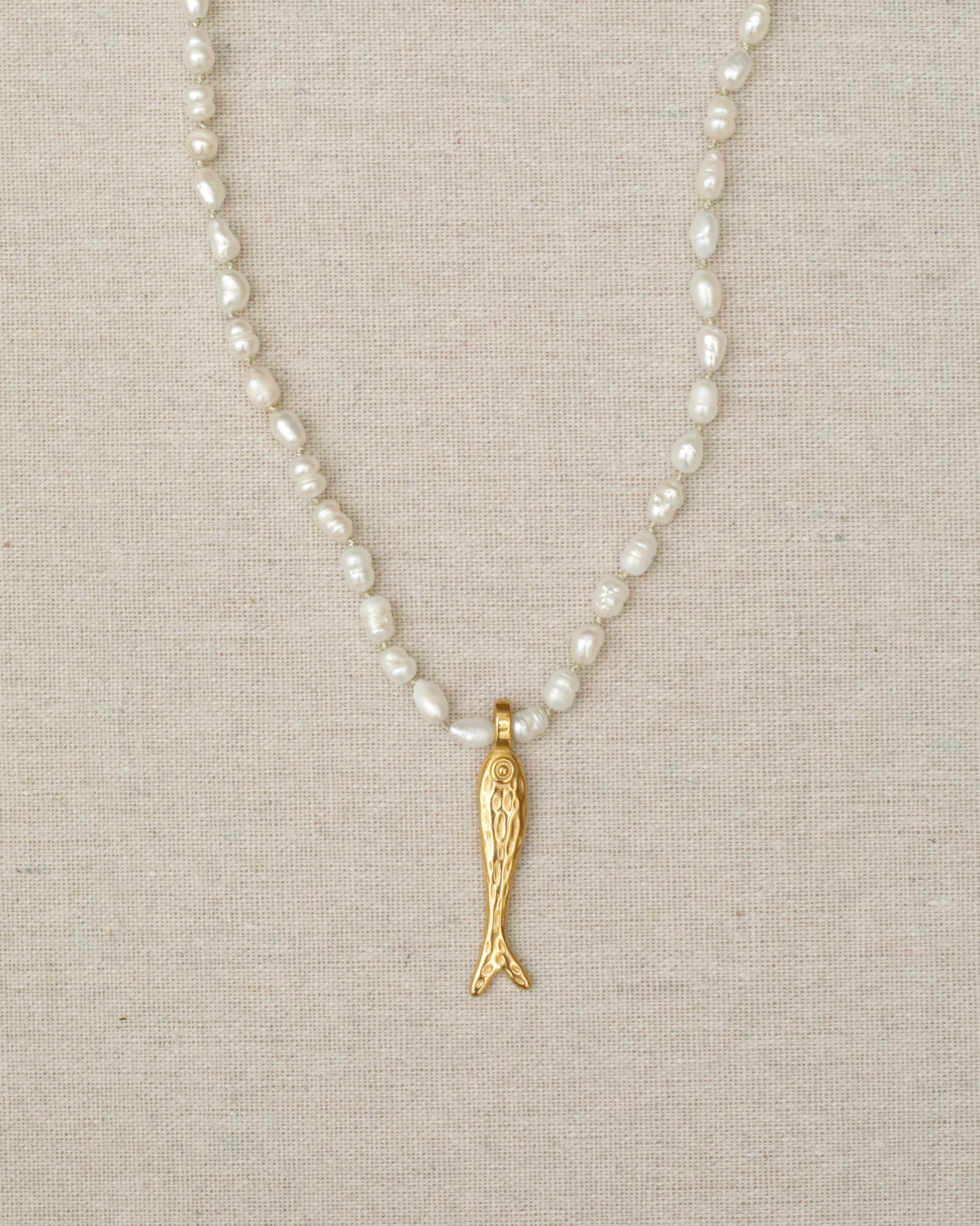 Collier Nava